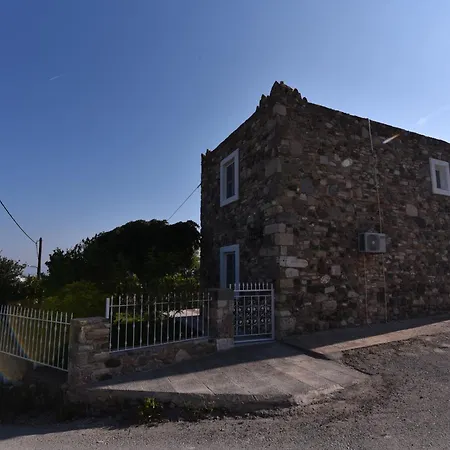 Villa Traditional With Swimming Pool, Lawn Yard And Bbq Kos By