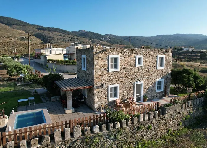 Traditional With Swimming Pool, Lawn Yard And Bbq Villa Cós