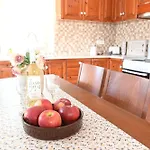 Traditional With Swimming Pool, Lawn Yard And Bbq فيلة *
