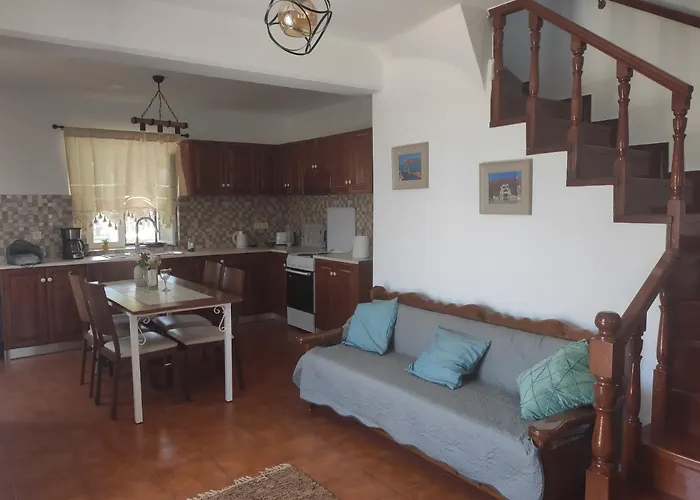 Traditional With Swimming Pool, Lawn Yard And Bbq * بلدة كوس